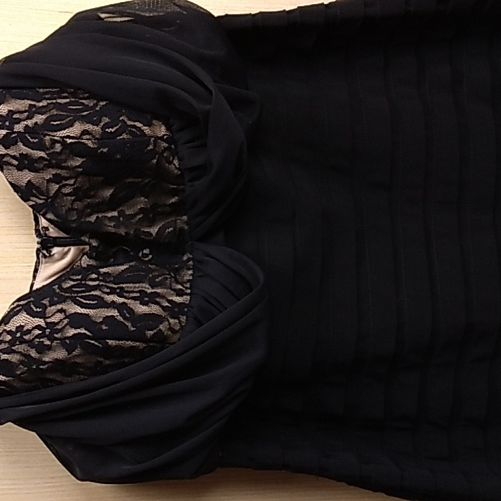 Scarlett Women's Dress Size 16 Black & Cream Colored - Picture 2 of 7